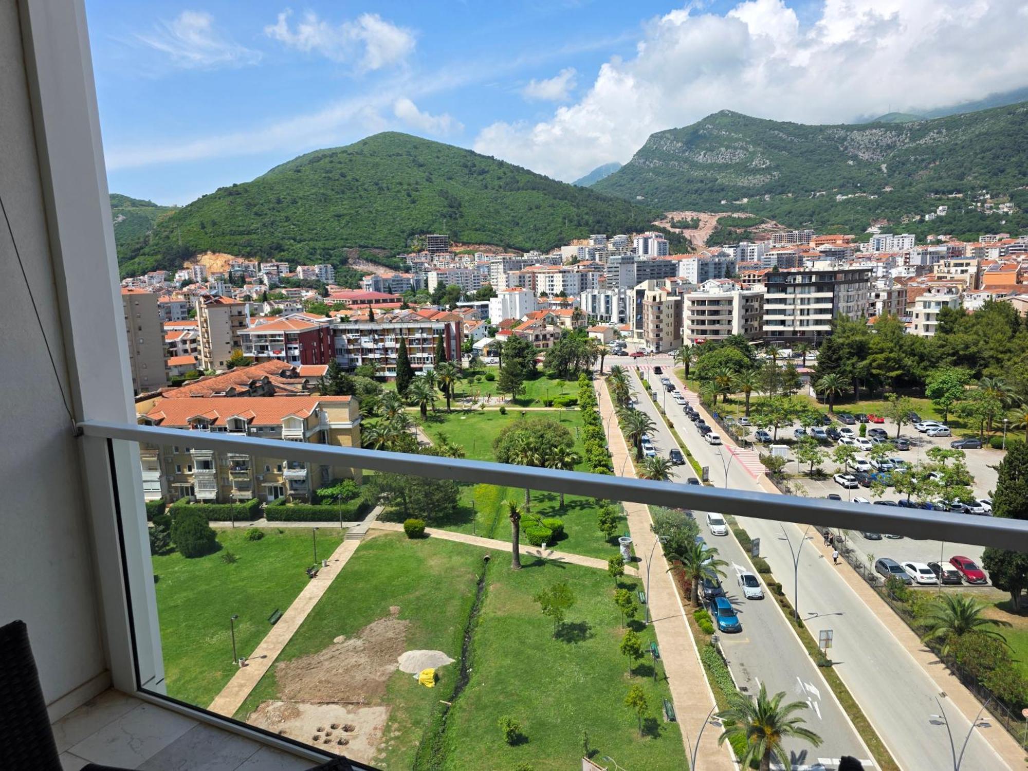 Apartments Menuet Budva Exterior photo