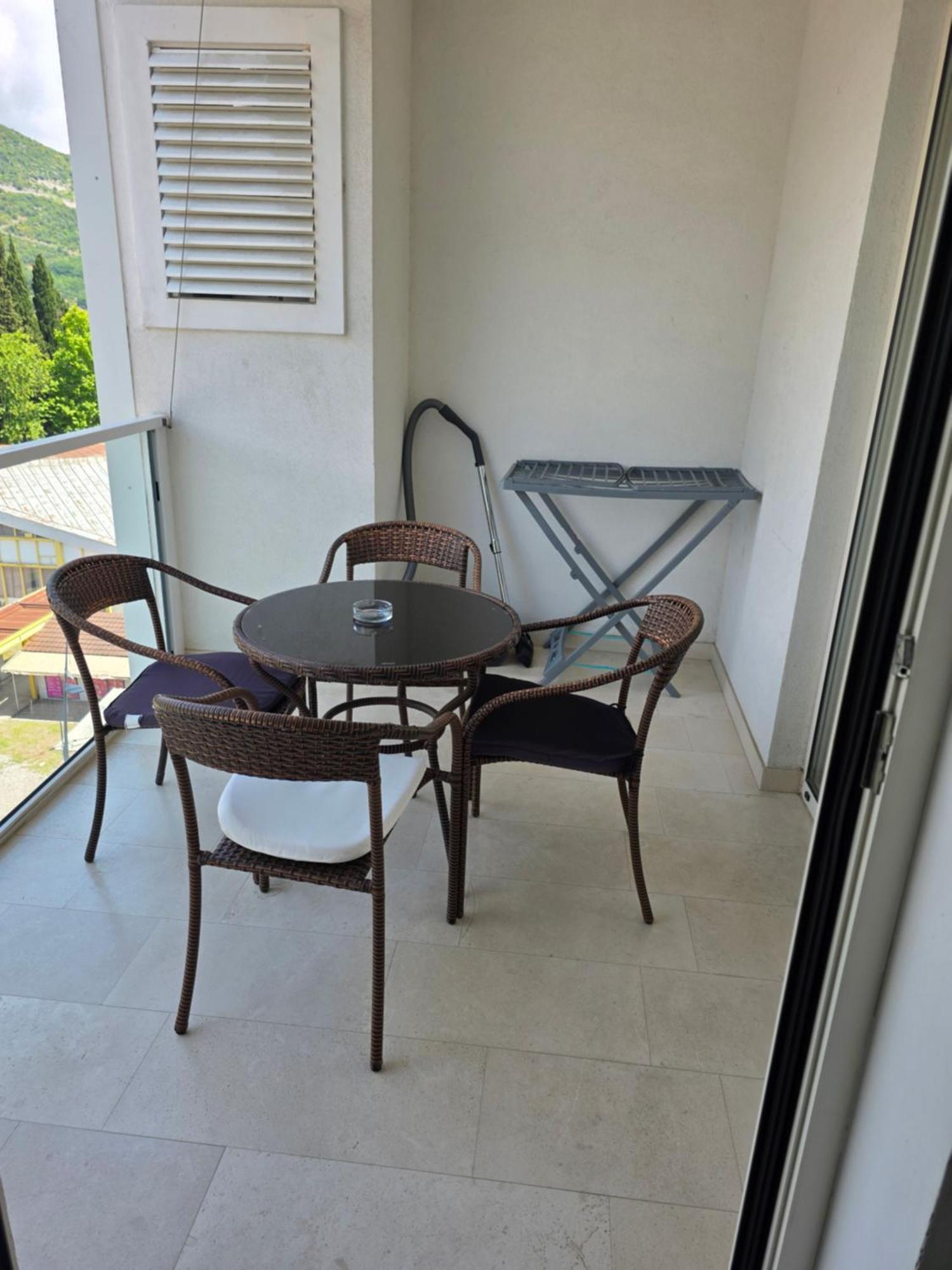 Apartments Menuet Budva Exterior photo